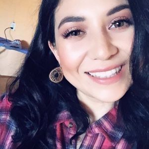 Meet your Posher, Silvia